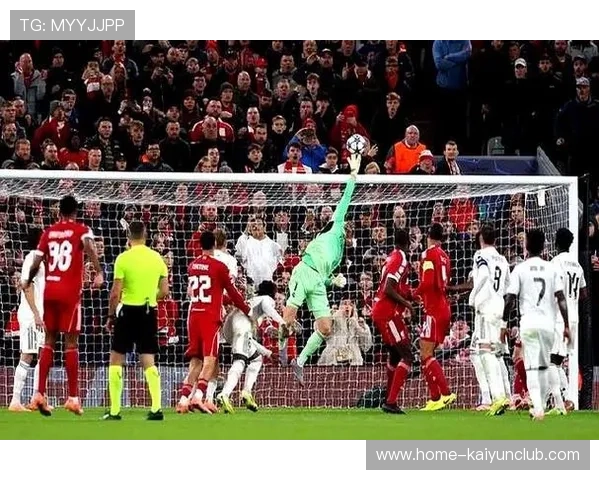 皇马边路连线为前锋创造头球点 皇马边路连线为前锋创造头球点